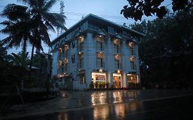 Hydel Palace Athirappilly By Bestinn Leisure